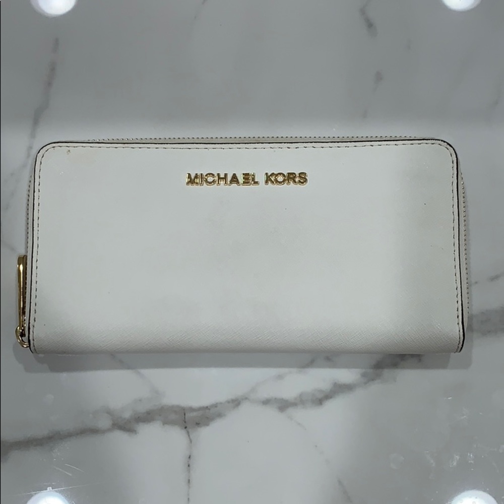Michael Kors zip around wallet